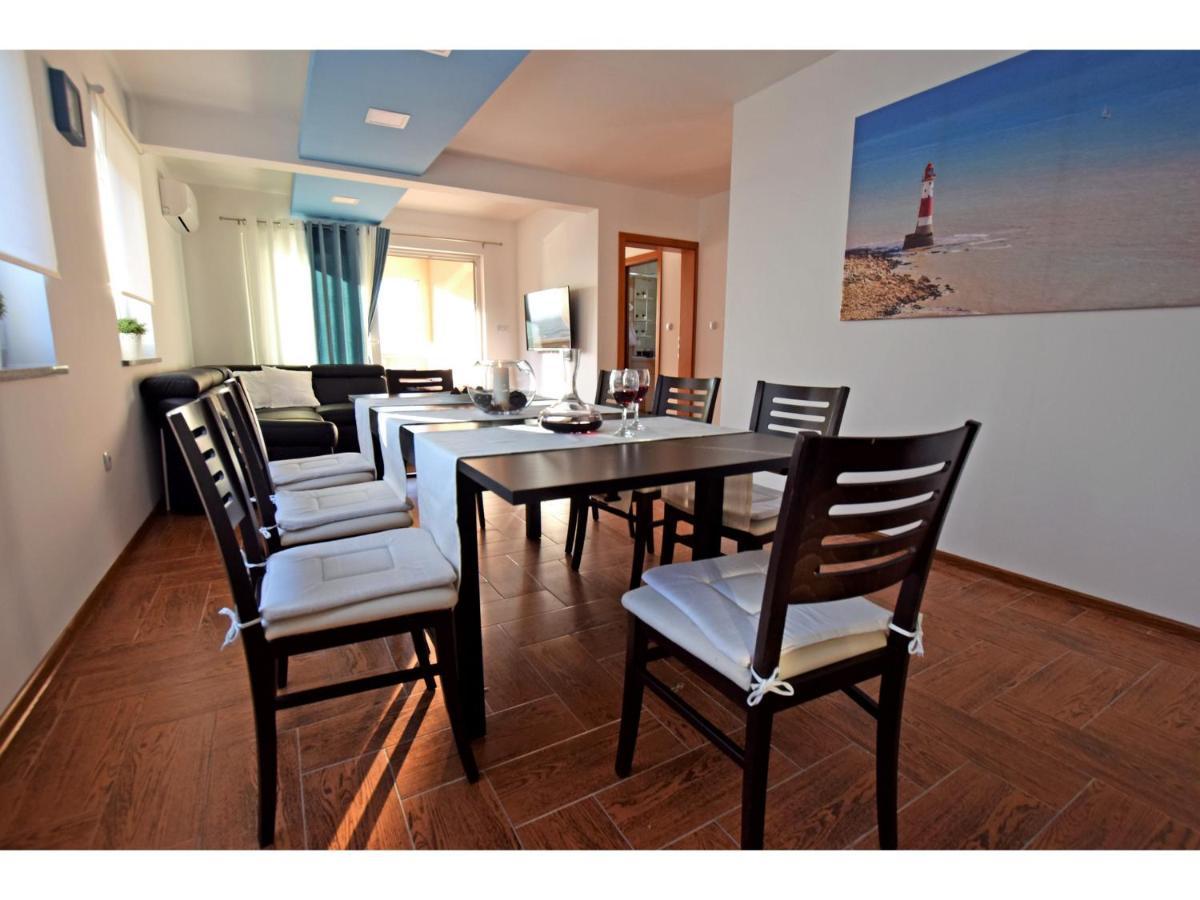 Apartment Dinko Rovanjska Zewnętrze zdjęcie