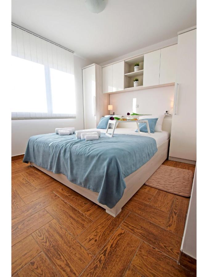 Apartment Dinko Rovanjska Zewnętrze zdjęcie