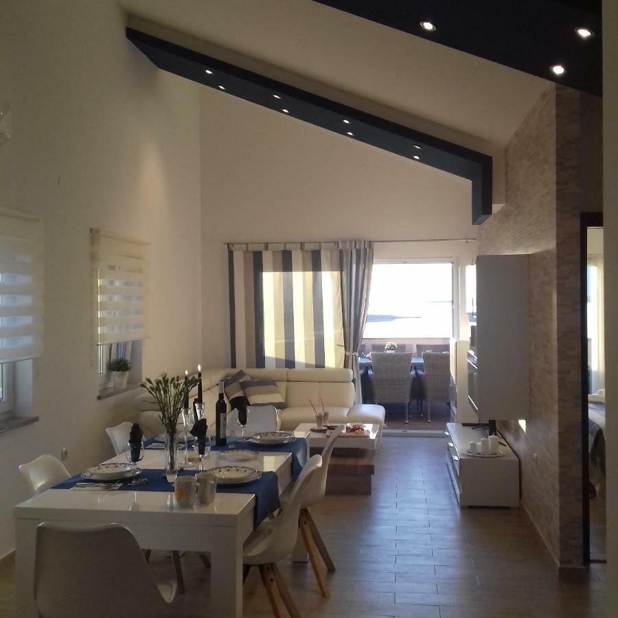 Apartment Dinko Rovanjska Zewnętrze zdjęcie